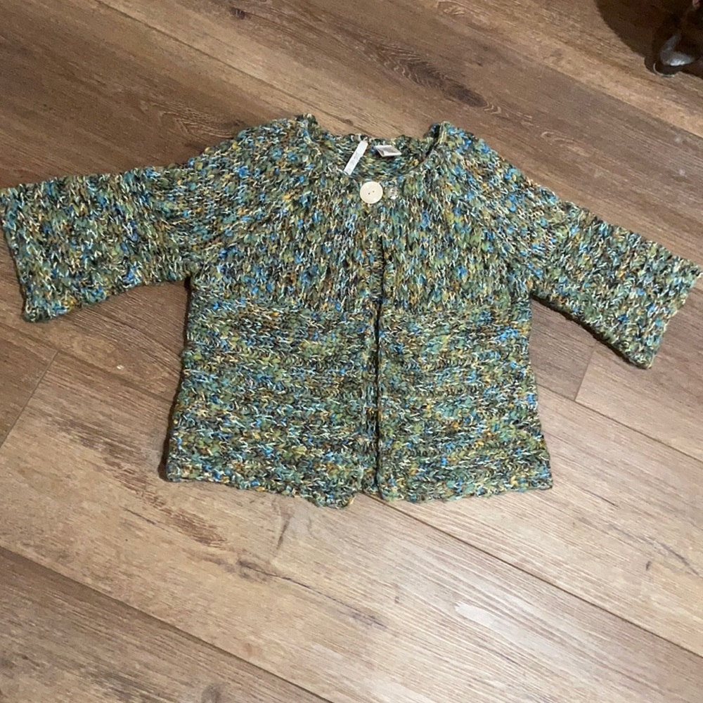 Short Sweater With Button - image 1